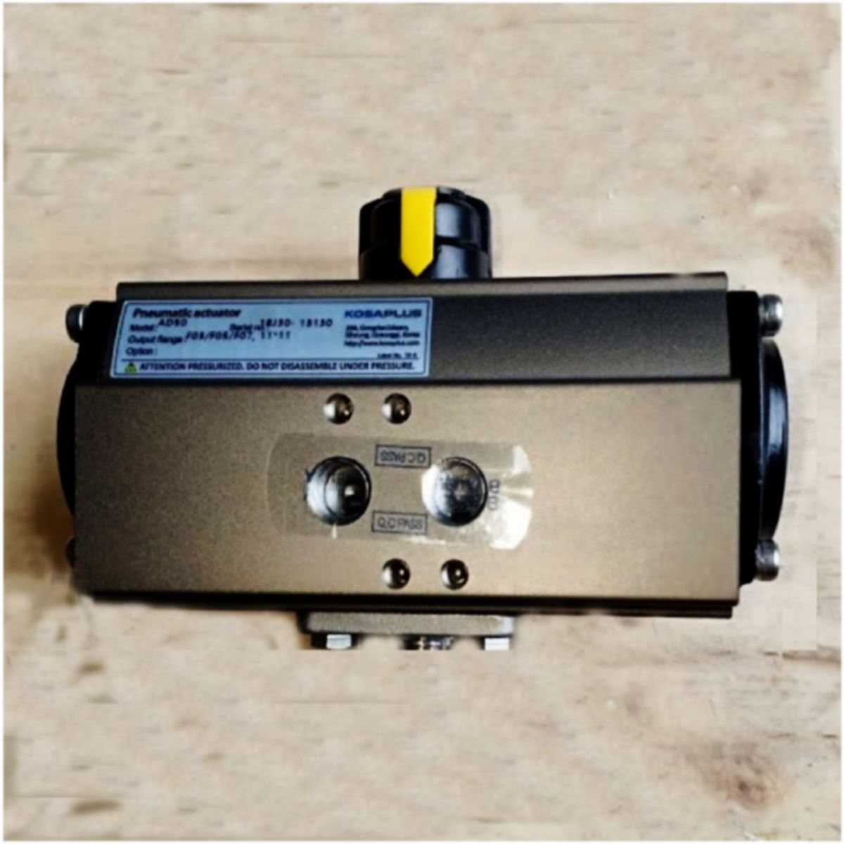 motor truyền động điều khiển khí nén hãng Kosaplus